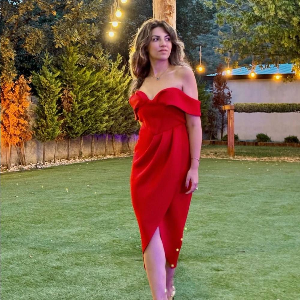 Elegant Red Off-Shoulder Dress
